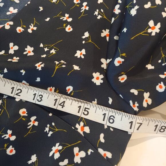 Banana Republic Floral V-Neck Fit And Flare Dress - Picture 7 of 11